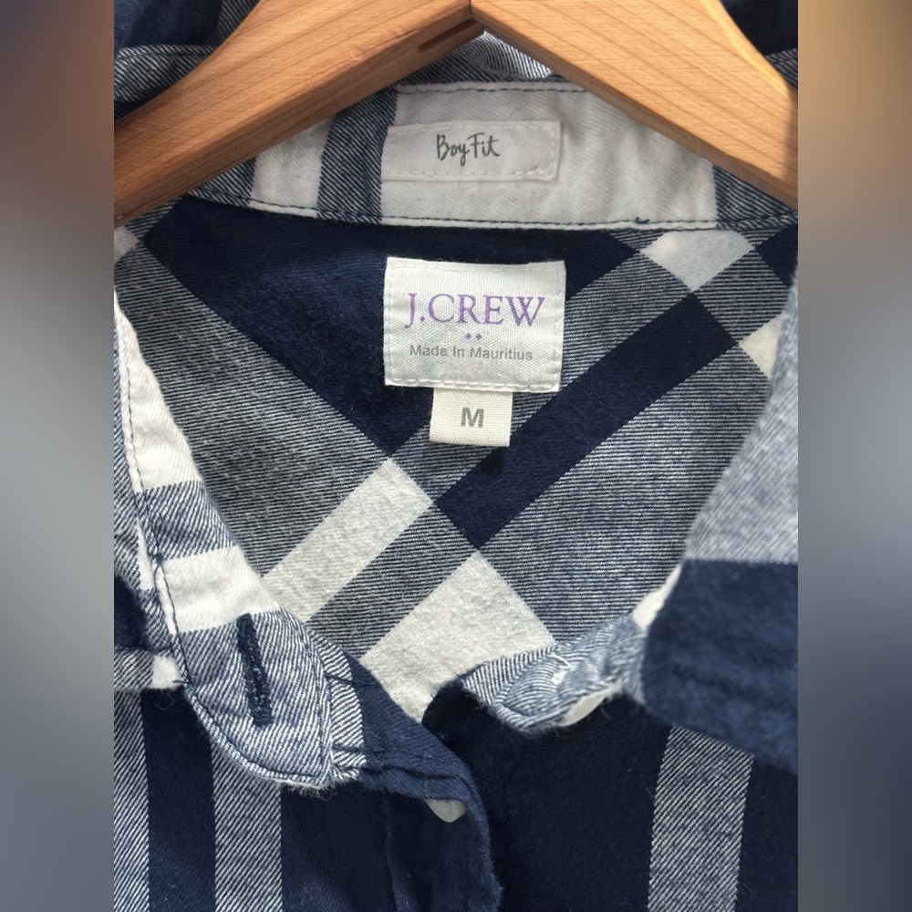 J. Crew Plaid Cropped Button Down Top Medium - Picture 2 of 4